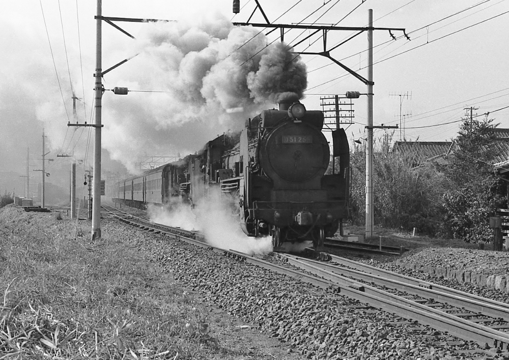 132列車 D51255+C6131 鹿児島本線阿久根 1970.3.25