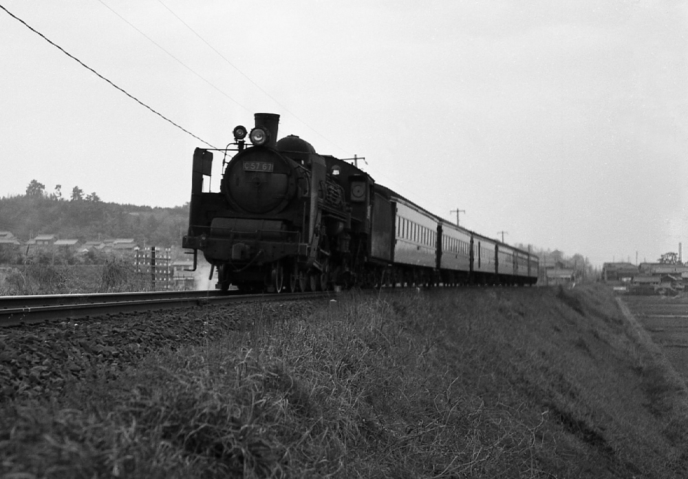 921列車 C5767 朝明(信) 1969.4.8