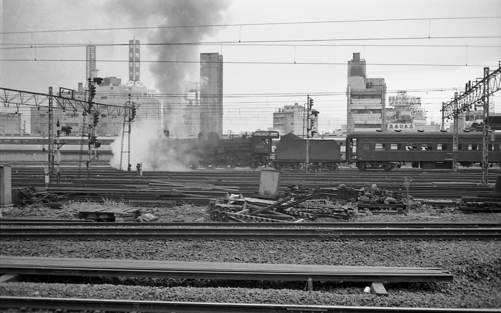 『新幹線と並んで』 C57 名古屋 1967年頃