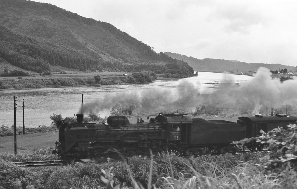 『最上の流れに沿って』 165列車 C58401 陸羽西線古口 1971.8.8