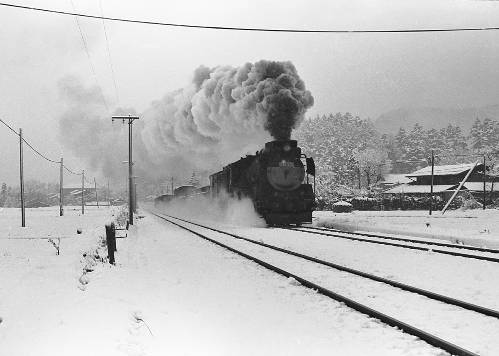 『雪の大晦日』 694列車 D51501 洗馬 1970.12.31