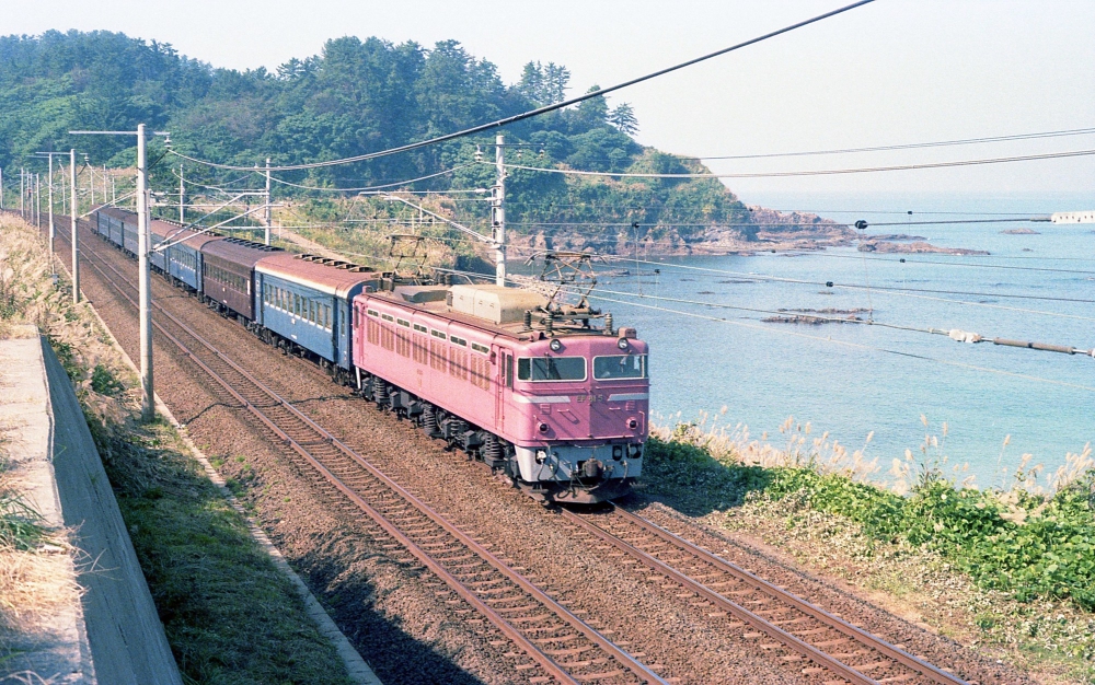 521列車 EF815 鯨波 1977.10