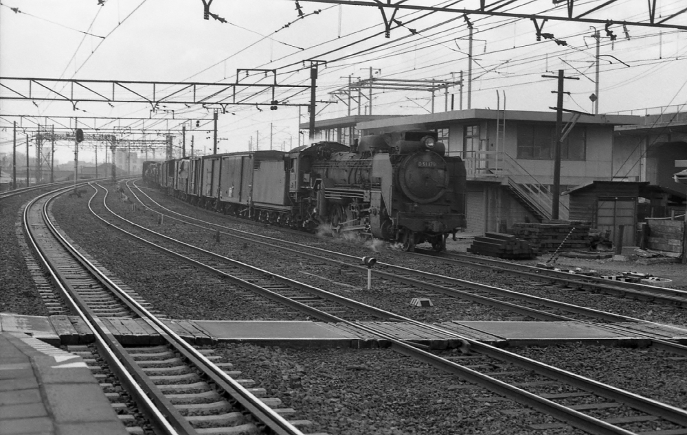 『稲沢行枇杷島進入』 272列車 D51179 枇杷島 1970.3.18