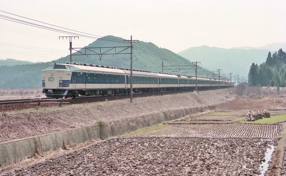 『東海道本線を行くしらさぎ』 23Mしらさぎ 581系 柏原 1974.4.6