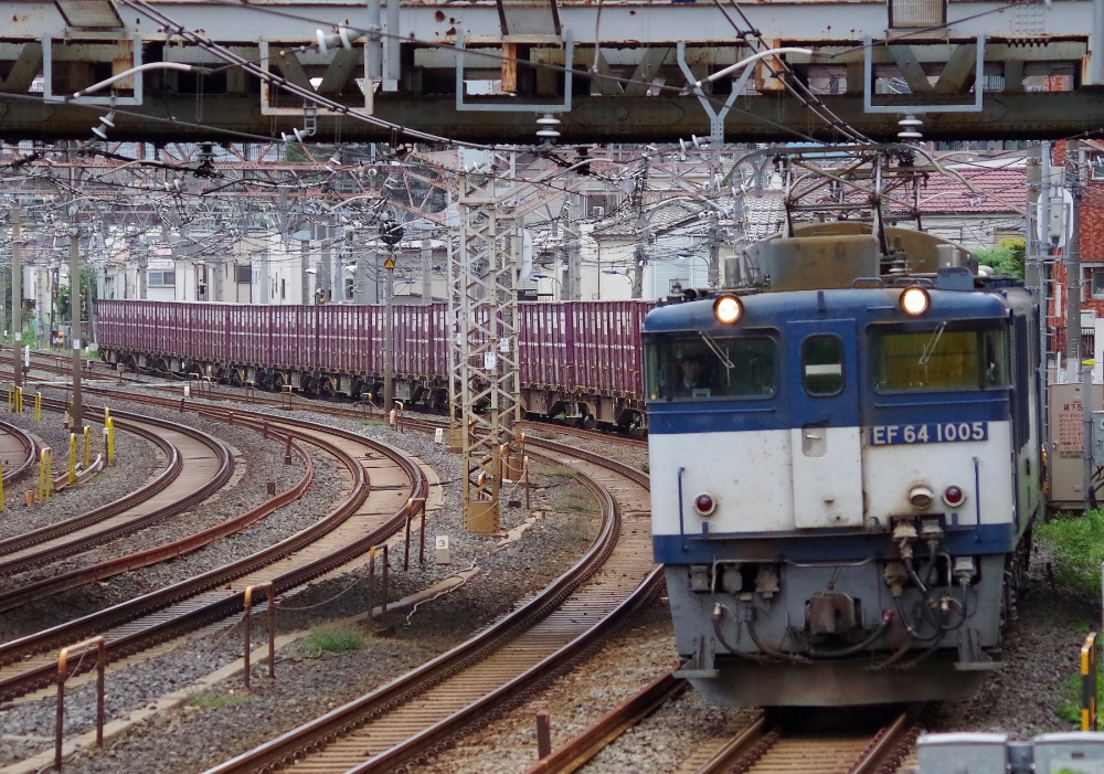 2085列車 EF641005 東北本線東十条 2013.10.22