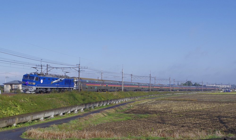 8010列車カシオペア EF510-513 東北本線栗橋 2015.11.3