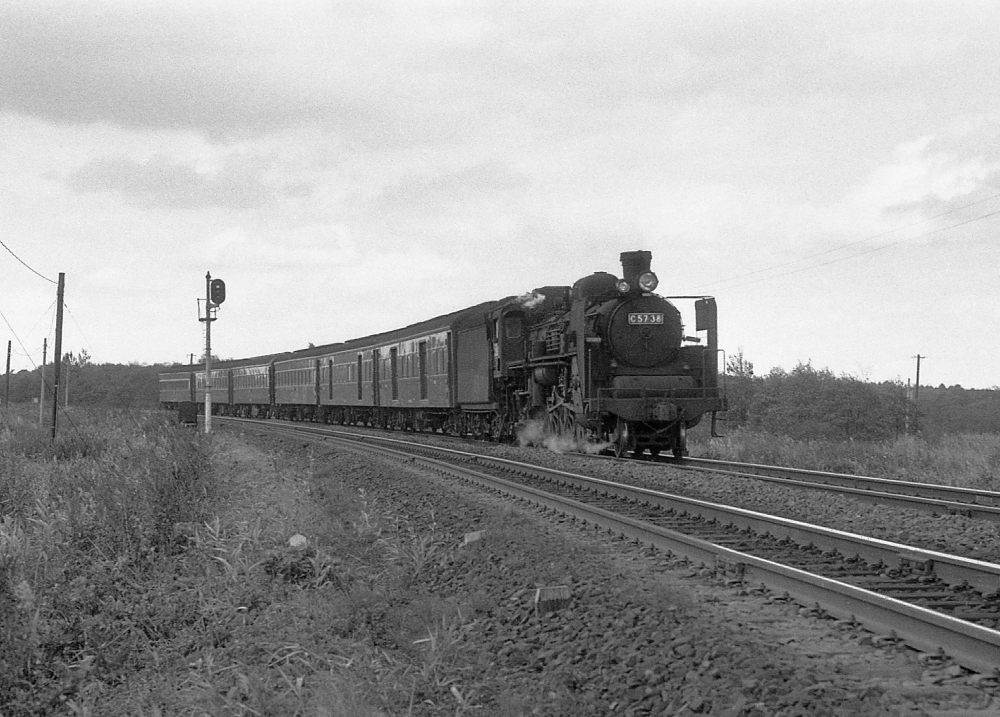 『パシフィック快走』 224列車 C5738 室蘭本線安平 1973.10.17