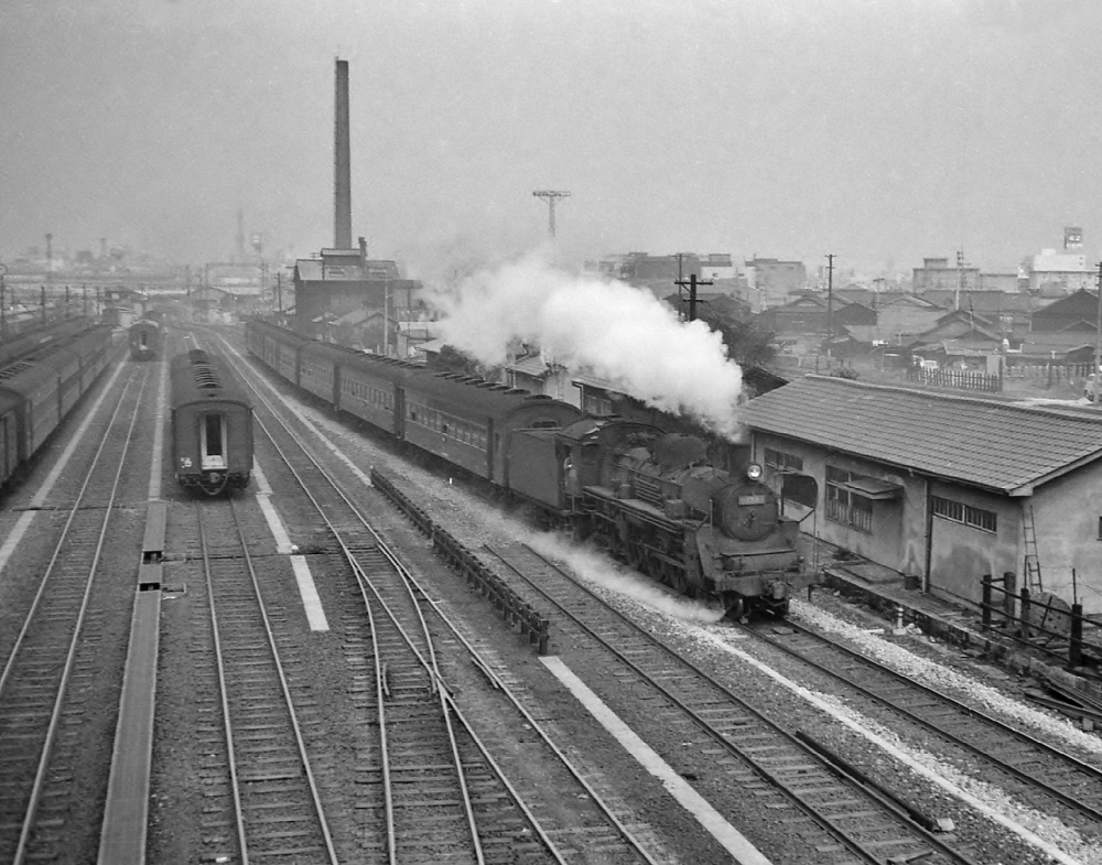 『門鉄デフ機笹島を行く』 227列車 C5783 名古屋-八田 1969.4.1