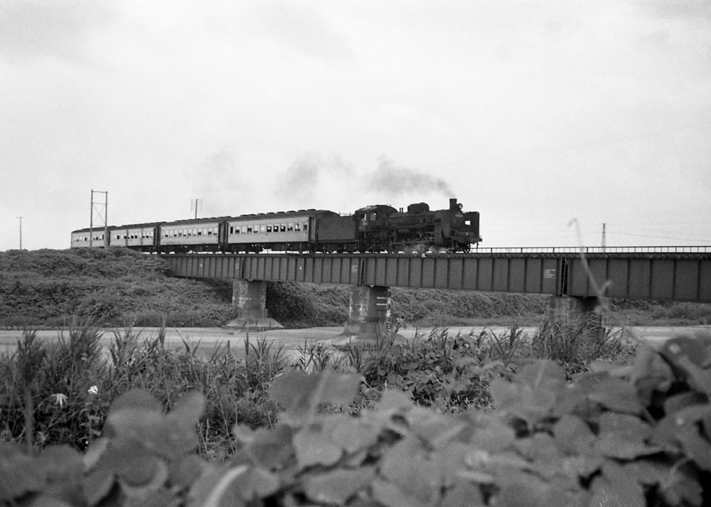 『夏の朝』924列車 C5730 朝明(信) 1969.7.31