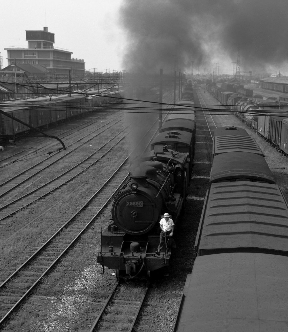 稲沢操車場入換風景その3 29699 1970年