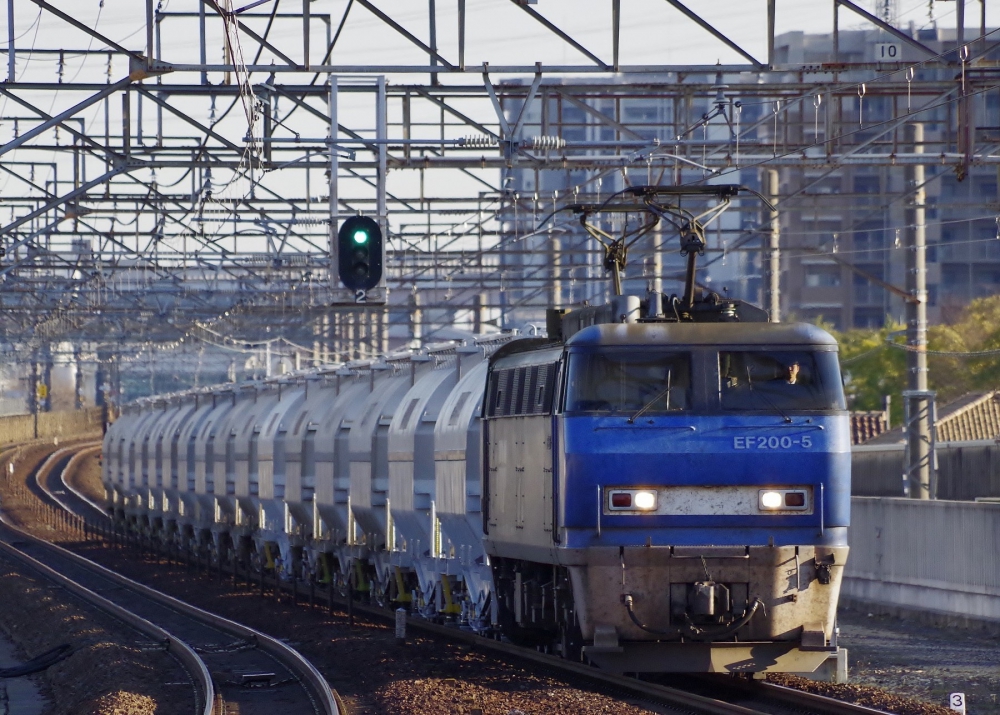 『白ホキを連ねて』 5767列車 EF200-5 大高 2016.2.17