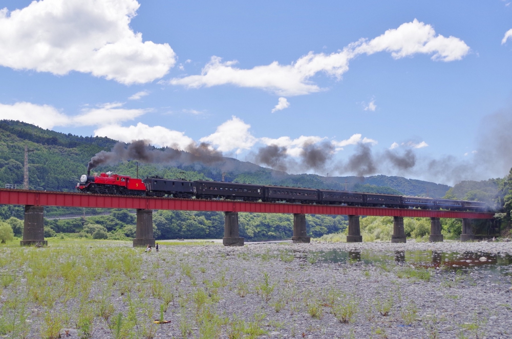 『大井川鐵道の夏』 ジェームス号 C5644+E101 笹間渡 2016.8.20