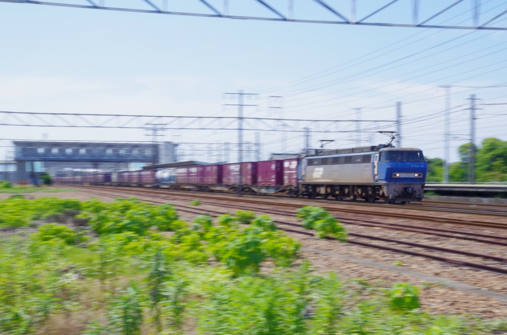 『豪快に駆け抜ける』 5085列車 EF200-20 清洲 2017.6.17