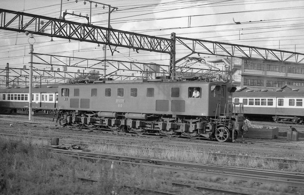 『豊橋のEF15』 EF15107 豊橋 1969.8.22