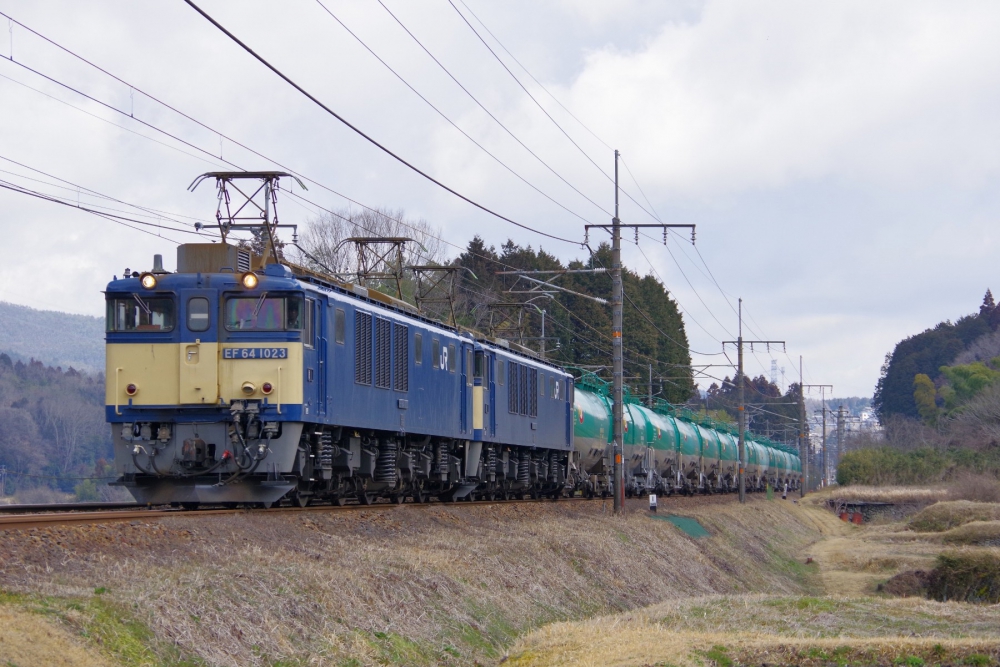 『東濃の春浅し』 8088列車 EF641023+1026 中央本線釜戸 2019.3.14