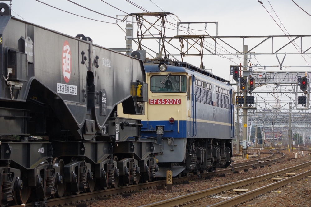 『シキ稲沢進入』9863列車 EF652070 シキ801 稲沢 2020.3.13