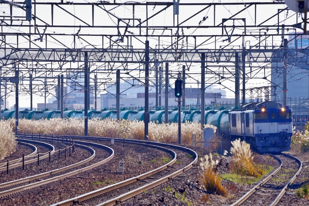 『秋と冬と』6088列車 EF641003+1002 枇杷島 2020.12.22