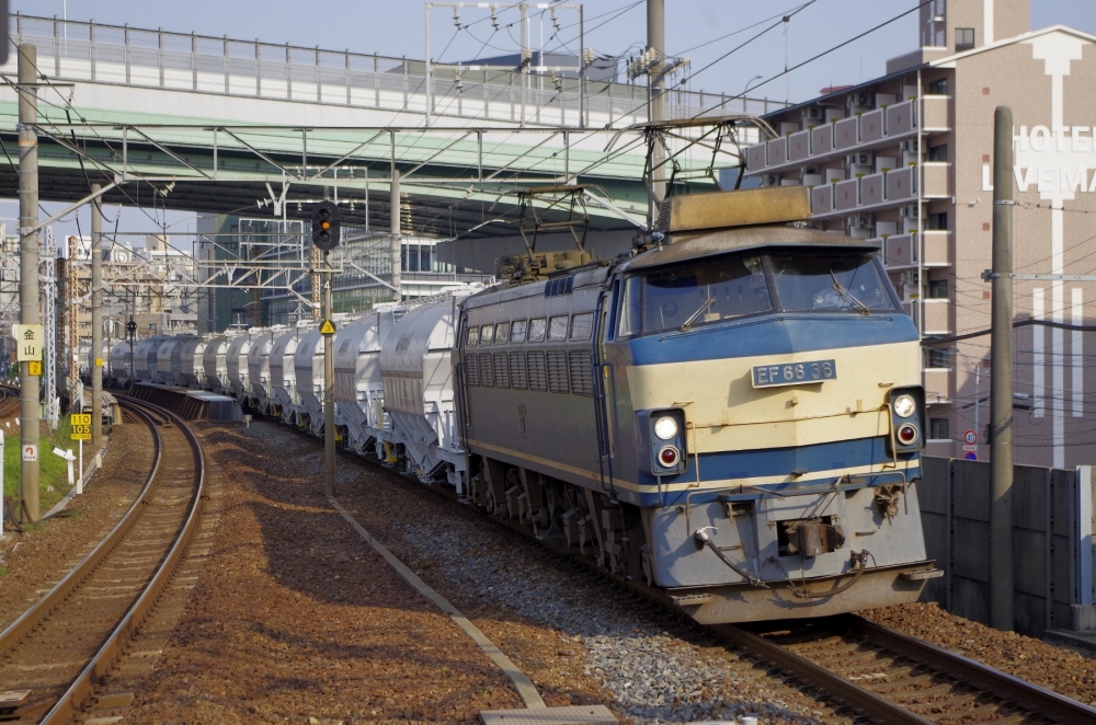 『白ホキを従えて』5767列車 EF6636 東海道本線尾頭橋 2016.5.21